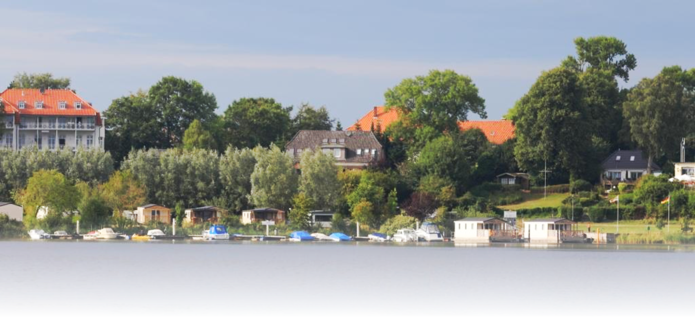 Panorama Marina Flusshaeuser Hausboote